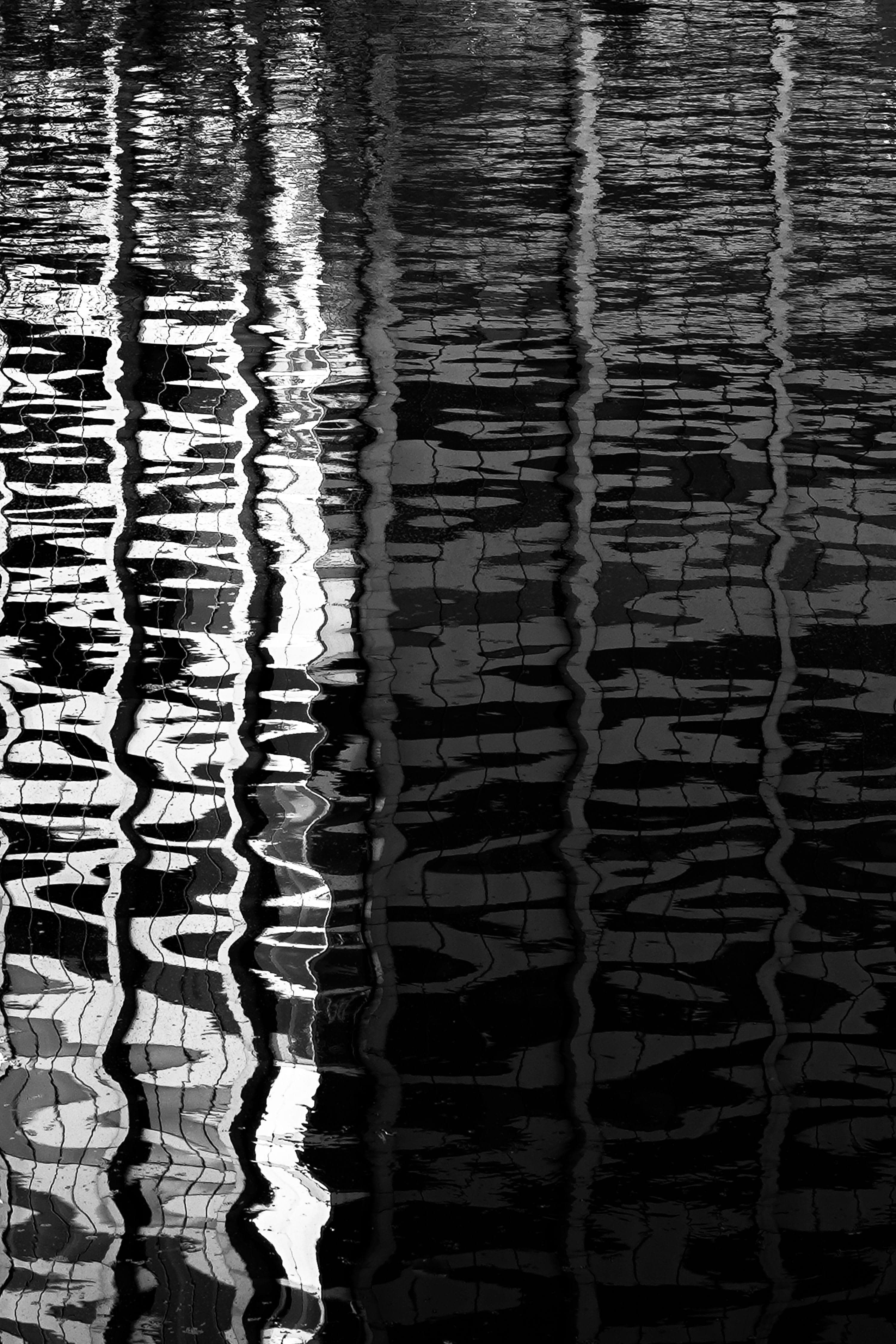 Corners in Water